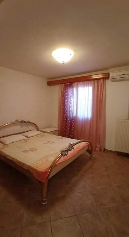 Melana Apartment Tyros Exterior photo